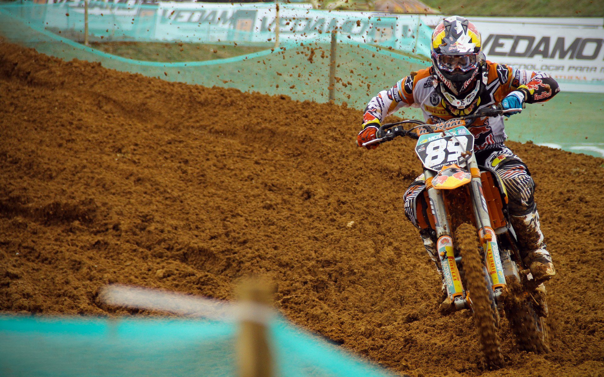 关于全锦赛次回合对决在即！费内巴切演练定位球，热刺密集防守应对的信息